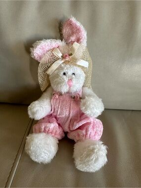 Vintage Goffa bunny